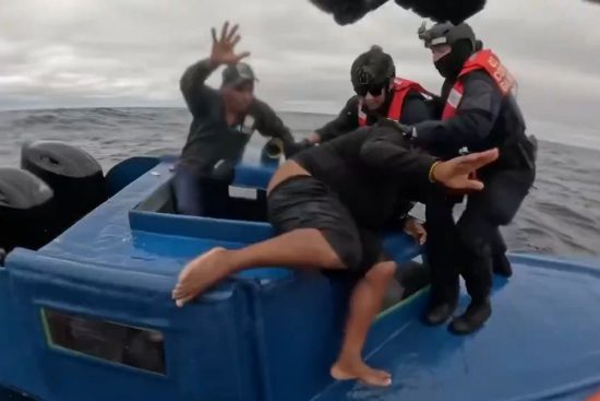 Guardia Costera incauta cargamento millonario de cocaína