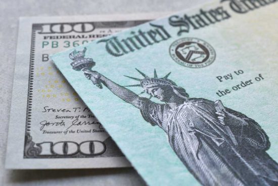 bandera y cheque de $250 fondos no reclamados, Unclaimed funds trigger $250 checks in New York sent directly