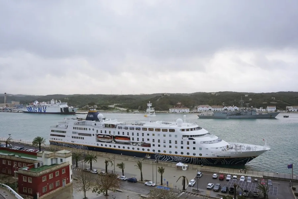 Royal Caribbean Norovirus Outbreak Sickens More Than 70 Passengers