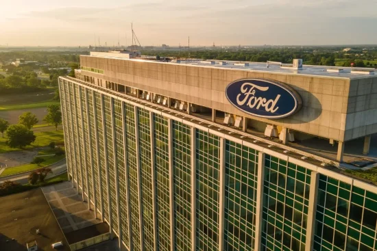 Retiro de autos ford