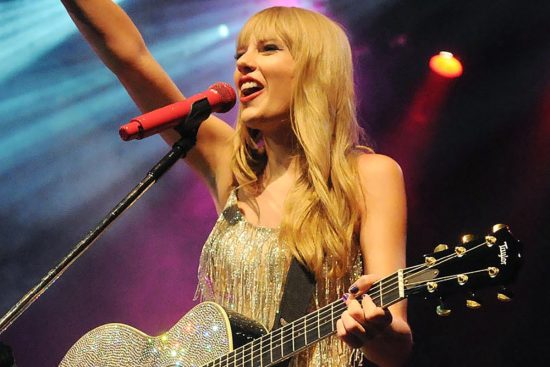 Apple y Taylor Swift optan por el naranja