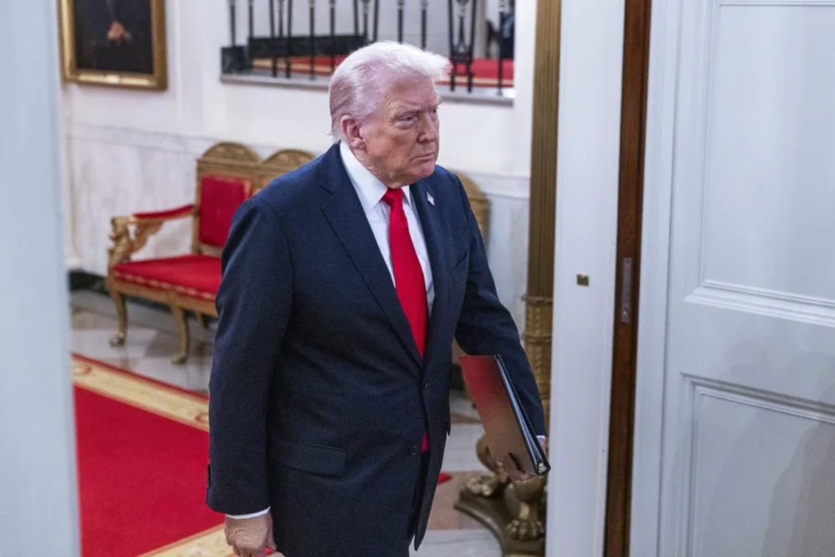 Trump Threatens Hamas with Intervention If Violence Continues