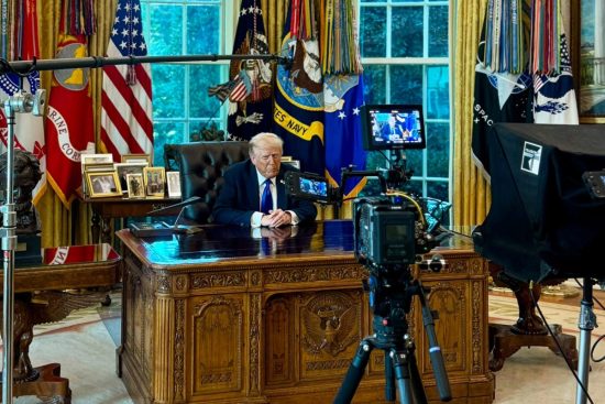 Trump apoya a Univision tras salida de YouTube TV