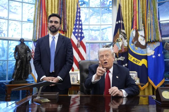 Frenan acuerdo de IRS por intercambio de direcciones migrantes con ICE