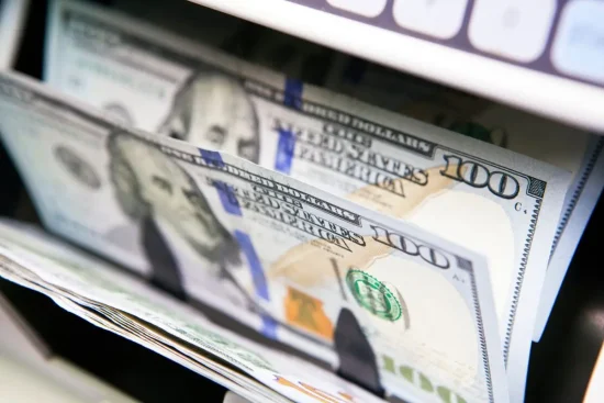 cambio del dólar hoy en méxico y colombia