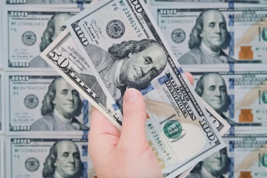 cambio del dólar en méxico, colombia y rd
