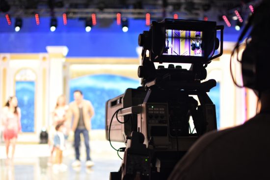 Muere invitado, Investigan posible infarto, Mario Ureña MundoNOW, Live TV death incident: Guest dies during program in the Dominican Republic