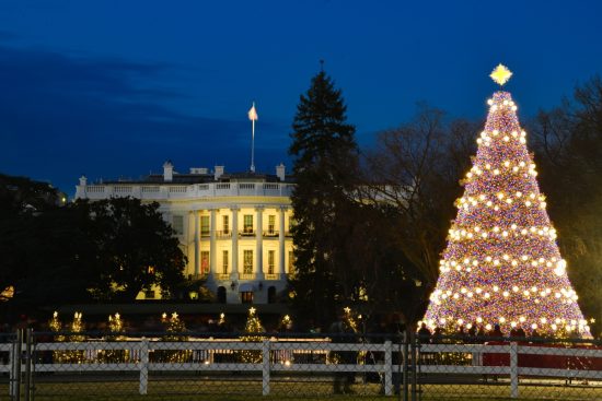 Video navideño de la Casa Blanca a inmigrantes reaviva debate