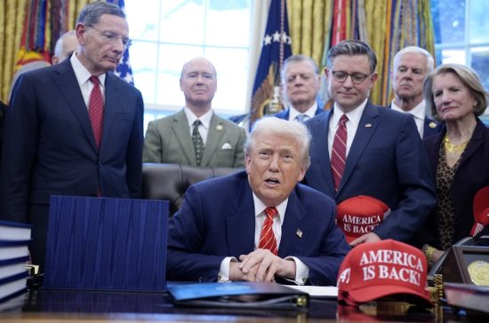 Demanda contra Trump por congelar fondos clave, Trump Gateway tunnel lawsuit