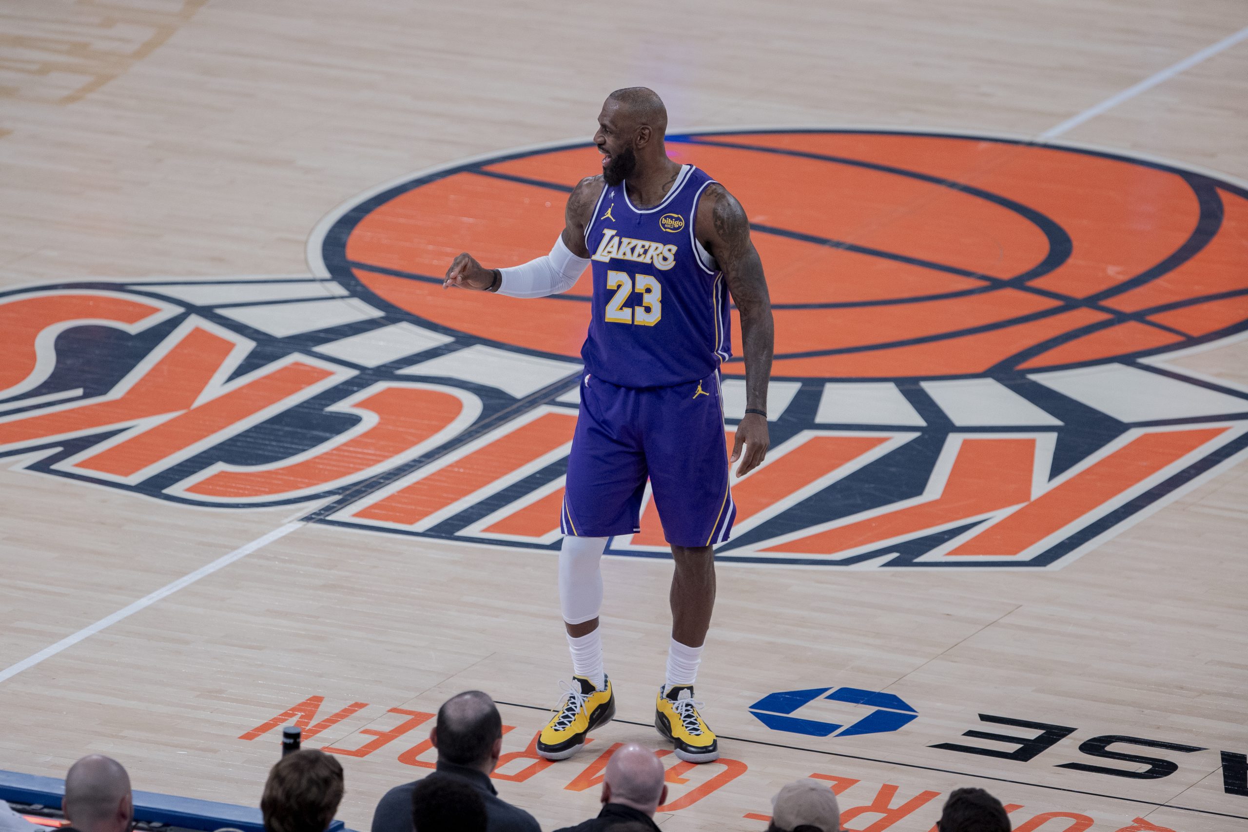 El futuro de LeBron James sigue en el aire en la NBA