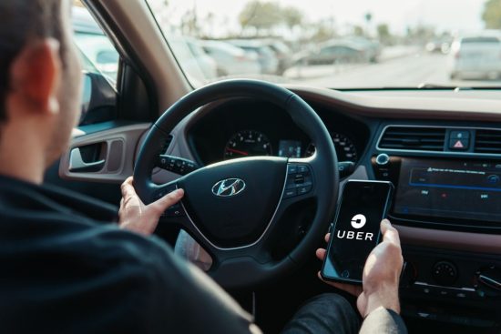 Uber pagará $8.5 millones demanada