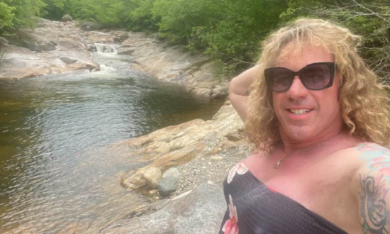 roberta, tiroteo, Rhode, island, muertos, hija, esposa, violencia, Transgender Woman Who Killed Her Ex-Wife and Child at a Hockey Game