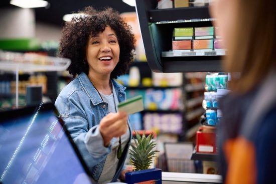 programas de ayuda económica