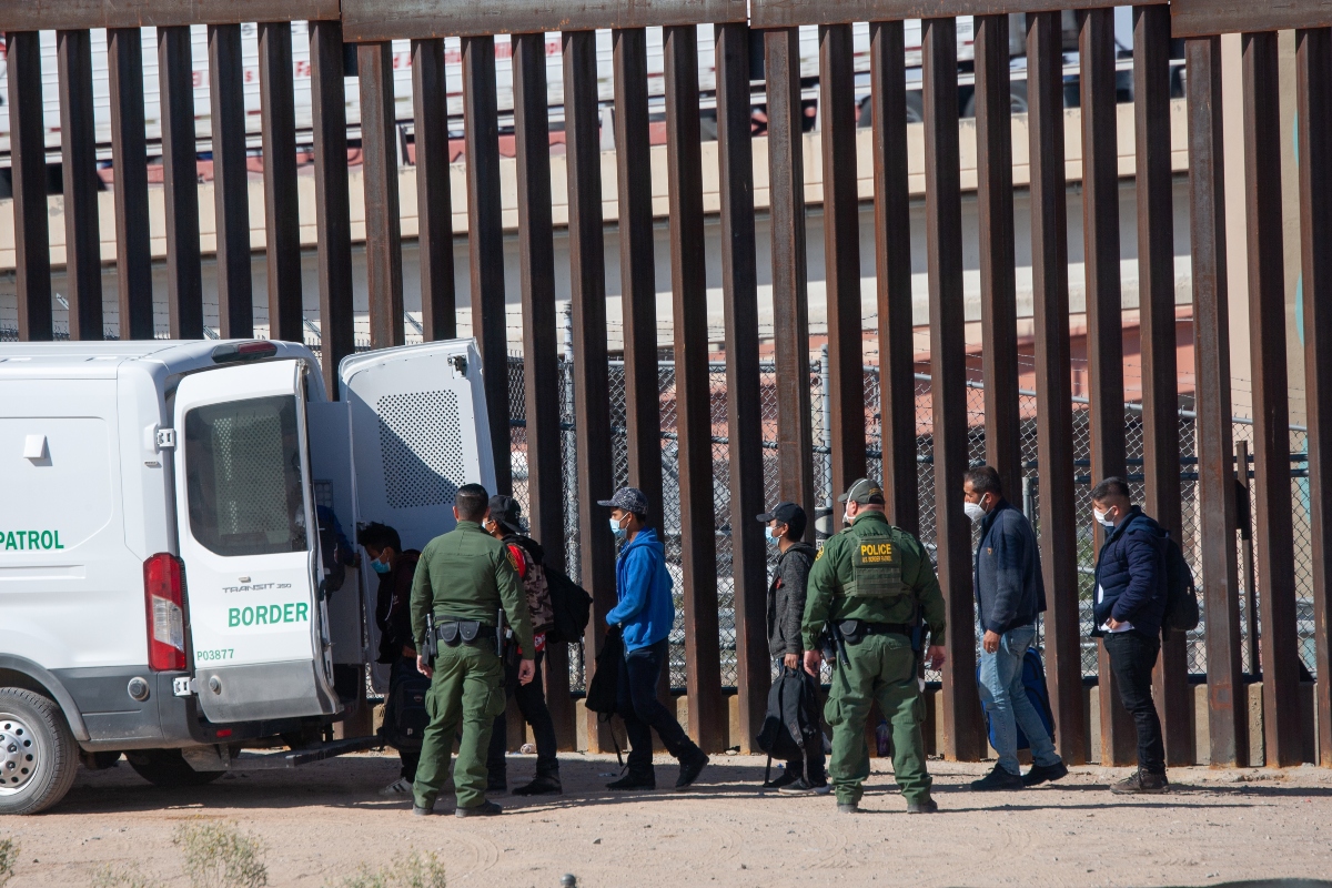 Deportación de ICE desata peligro y alerta urgente, ICE Deports Asylum Seeker Despite Threats