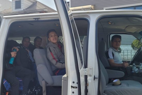 ICE detiene grupo cristiano tras boda, ICE arrests Christian group Virginia wedding