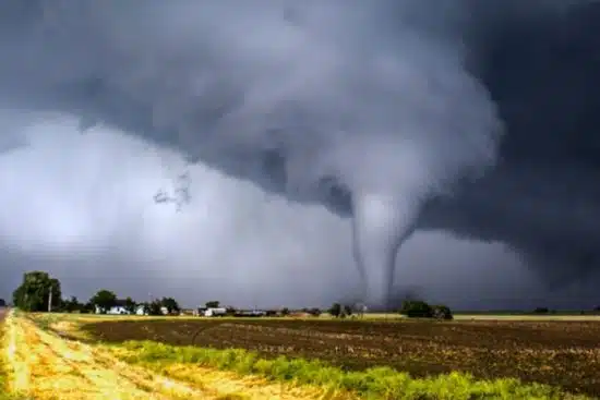 Tormentas con granizo y tornados