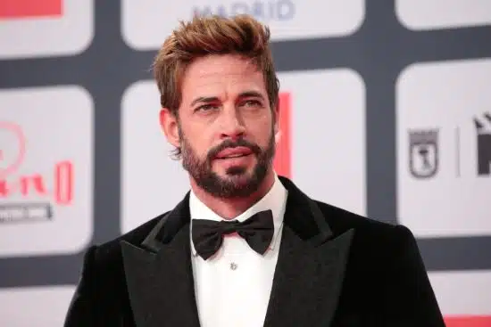 William Levy declara su amor
