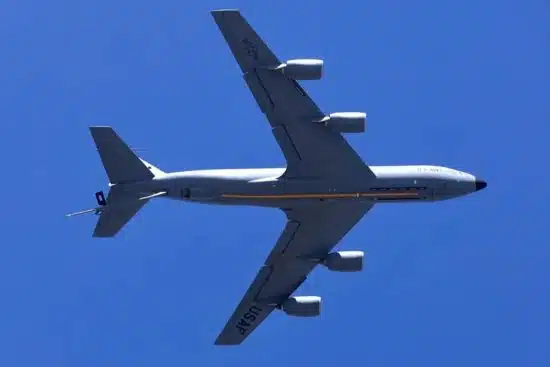 Avión cisterna se estrella, conflicto en Medio Oriente, avión KC-135 MundoNOW, US KC-135 crash in Iraq