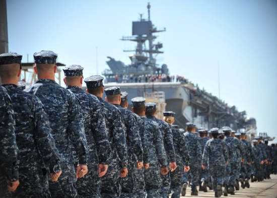 EE.UU. aprueba despliegue de Marines en Oriente Medio