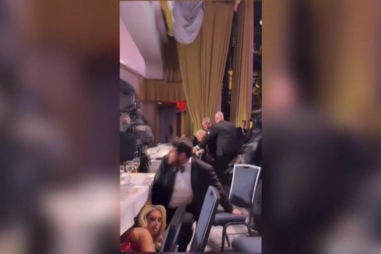 Trump publica imágenes sin contexto del tiroteo en WHCA