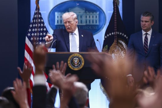 Trump amenaza con ataque a Irán si no hay acuerdo
