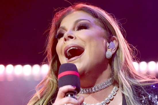 Mimí de Flans de luto