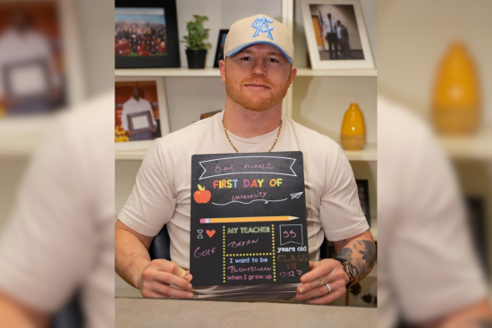 Canelo Álvarez starts university studies