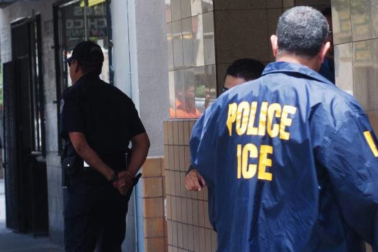 ICE , Texas, demócrata MundoNOW, Texas Student Detained by ICE Could Miss Graduation