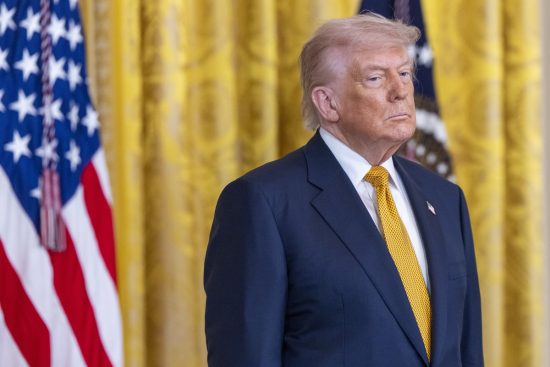 Tribunal bloquea aranceles de Trump