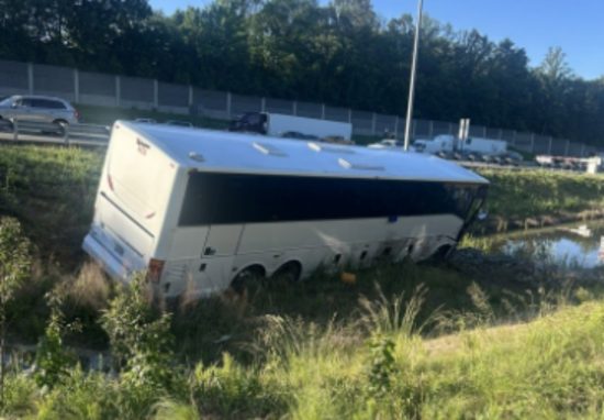 Accidente de autobús en Virginia deja cinco muertos