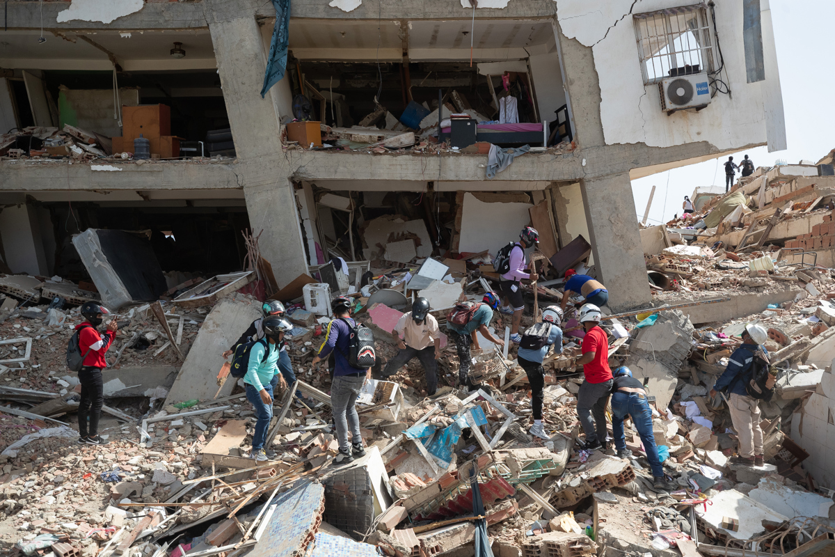 Terremoto en Venezuela: un padre enfrenta la peor incertidumbre, Venezuela Earthquake Testimony