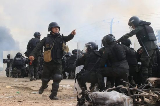 Policías, Protestas, Bolivia MundoNOW