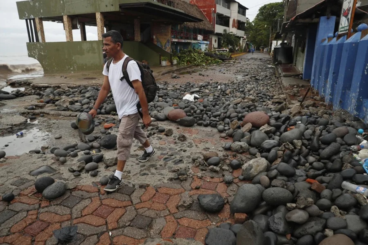 Tormenta, evacuados, Inundaciones MundoNOW