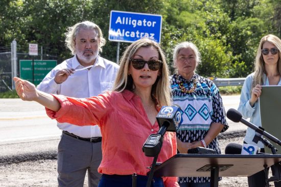 Alligator Alcatraz cierra, pero crecen las exigencias de reparación