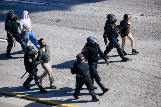 Jóvenes inmigrantes podrían permanecer detenidos