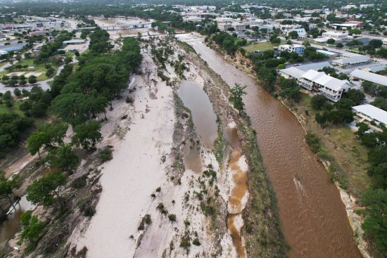 Lluvias, Texas, Rescatados