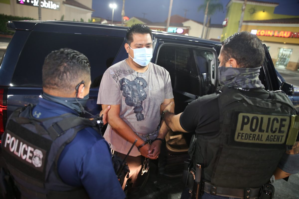 https://www.ice.gov/multimedia Continuarán redadas ICE, ICE Traffic Stops Will Continue After Fatal Incidents in Maine and Texas