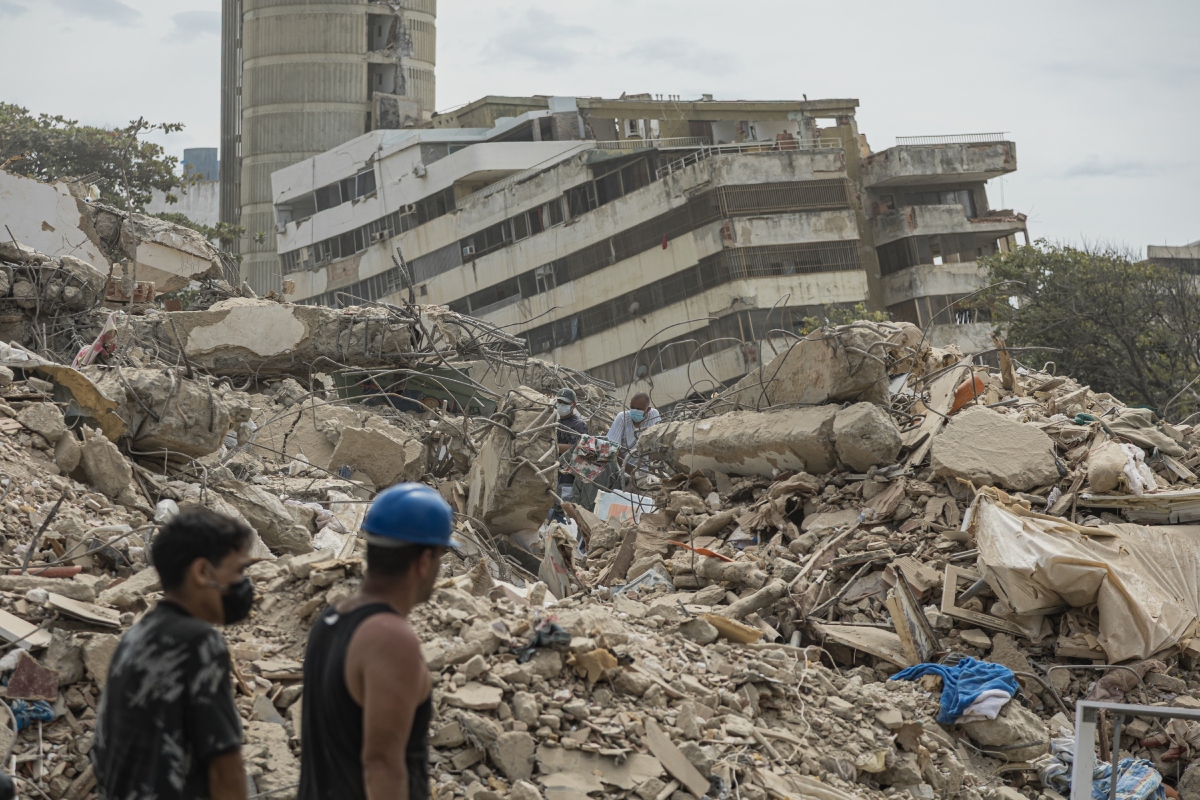 Dibujos de El Servidor, Controversy Surrounds 'El Servidor' Over His Drawings Following the Venezuela Earthquakes
