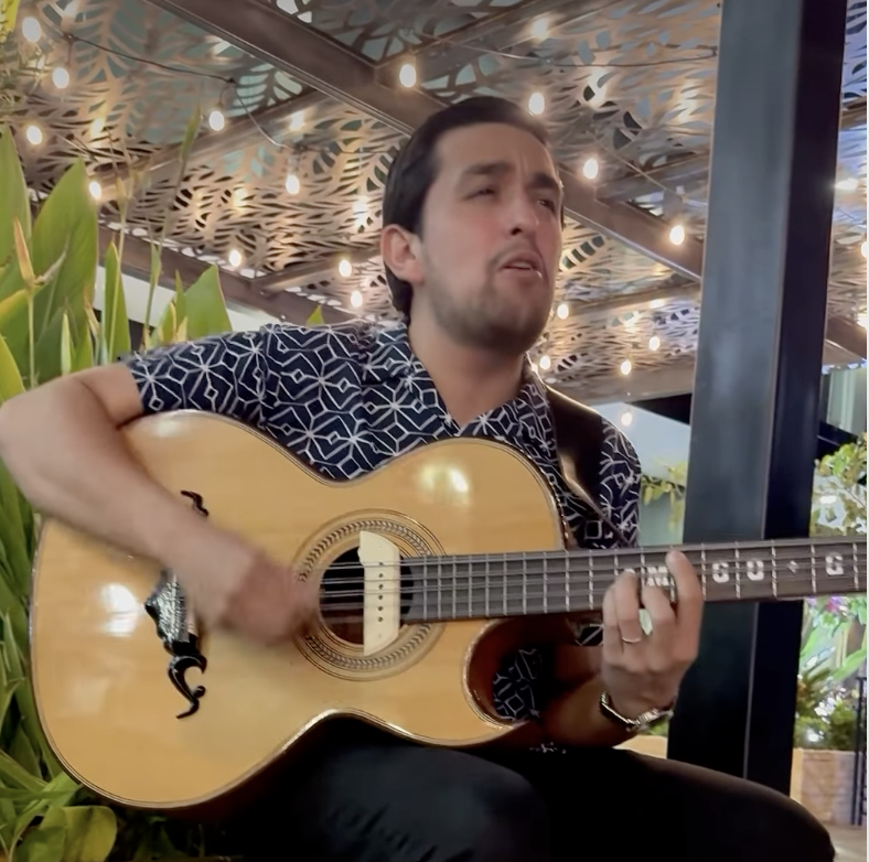 Asesinan a Adán Rodríguez, Mexican Regional Music Singer Adán Rodríguez Shot Dead